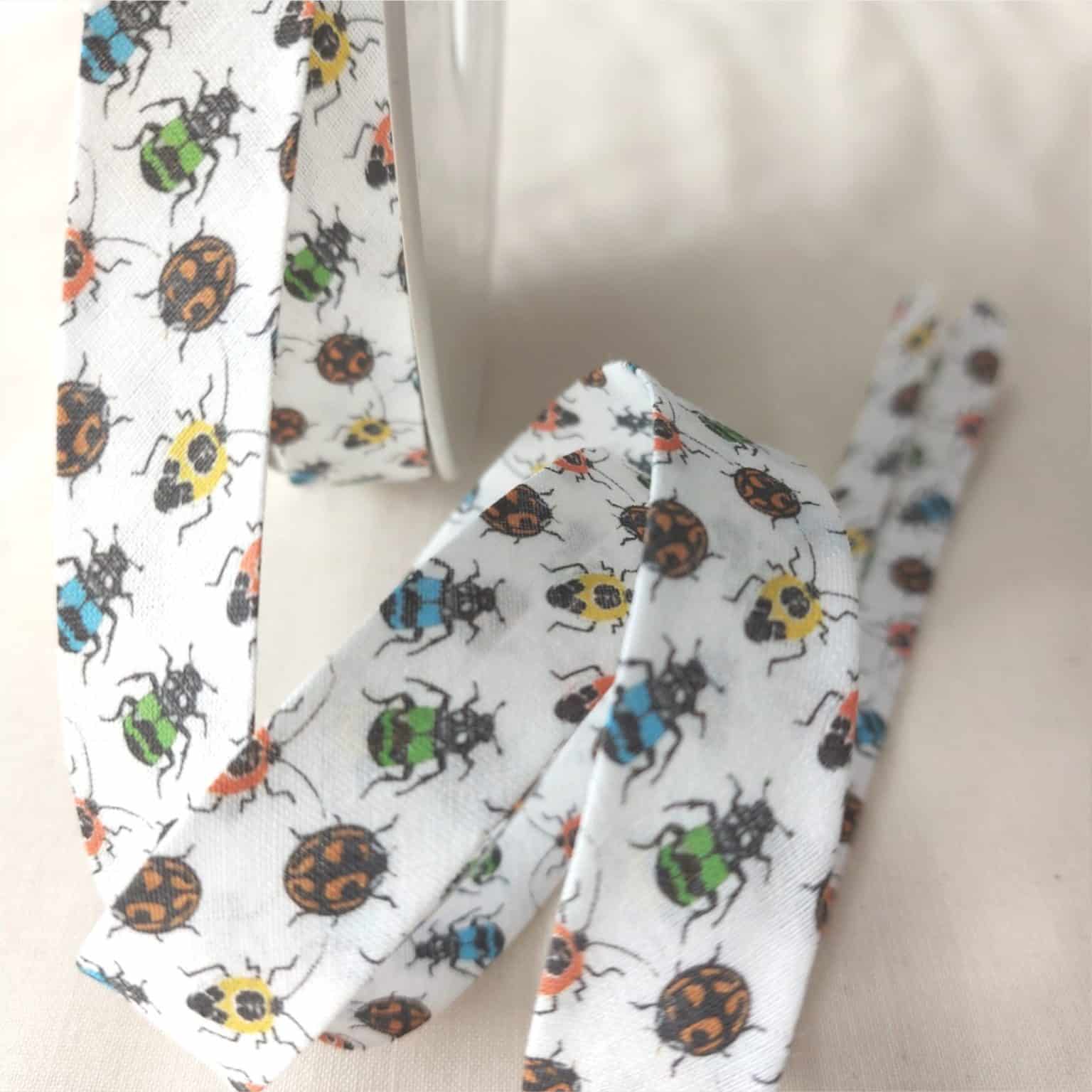 insect cotton bias binding | More Sewing