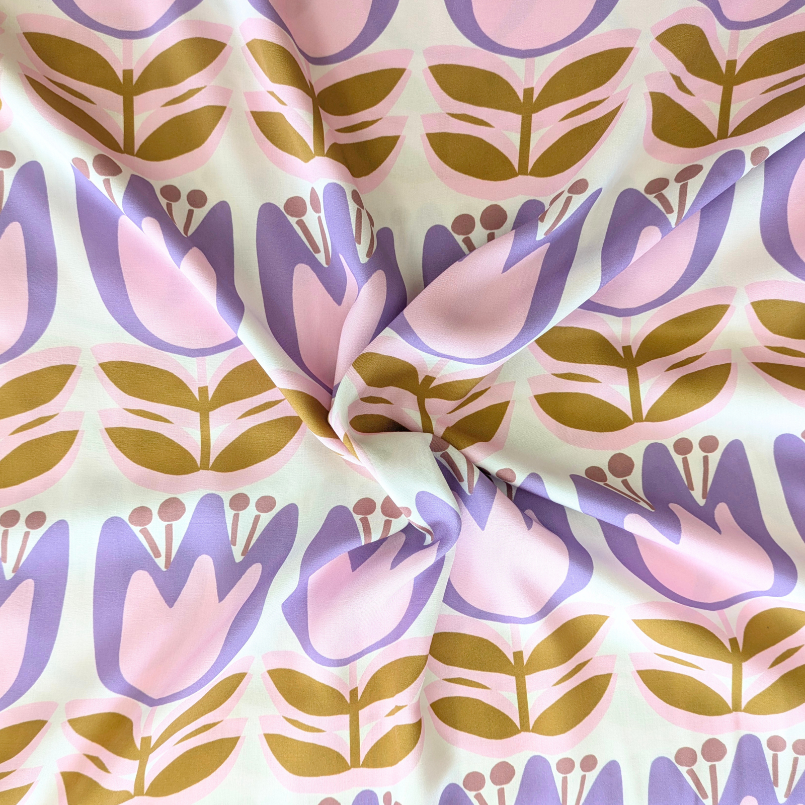 Large Tulip Viscose Fabric Lenzing Ecovero Lightweight White Floral 138cm Wide 2 Large Tulip Viscose Fabric Lenzing Ecovero Lightweight White Floral 138cm Wide - Image 2